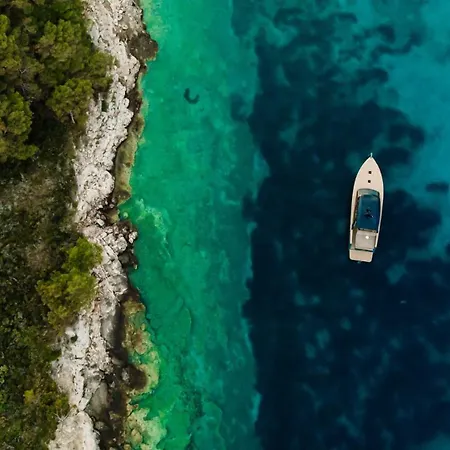 New! Adele Pool Sauna Jacuzzi Sea View