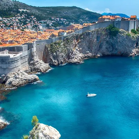 Вилла New! Adele Pool Sauna Jacuzzi Sea View