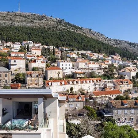 New! Adele Pool Sauna Jacuzzi Sea View