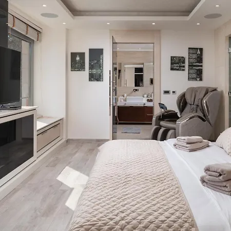 New! Adele Pool Sauna Jacuzzi Sea View *