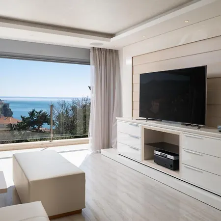 Villa New! Adele Pool Sauna Jacuzzi Sea View