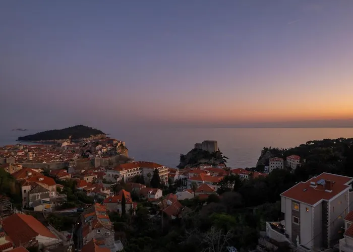 New! Adele Pool Sauna Jacuzzi Sea View * دوبروفينك