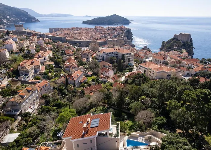 New! Adele Pool Sauna Jacuzzi Sea View فيلة *