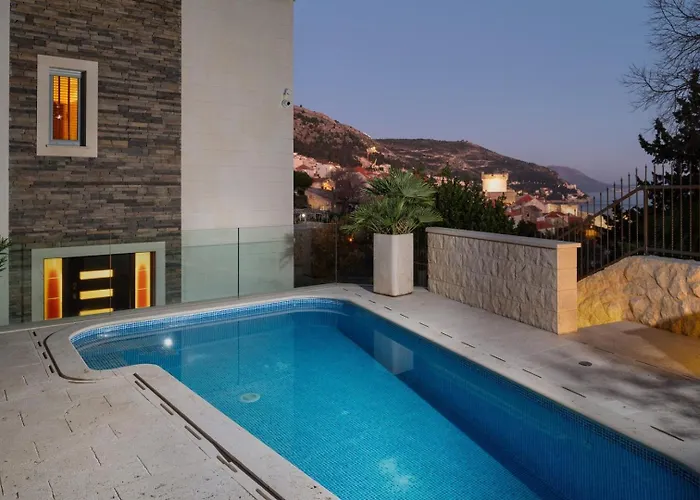 New! Adele Pool Sauna Jacuzzi Sea View * دوبروفينك