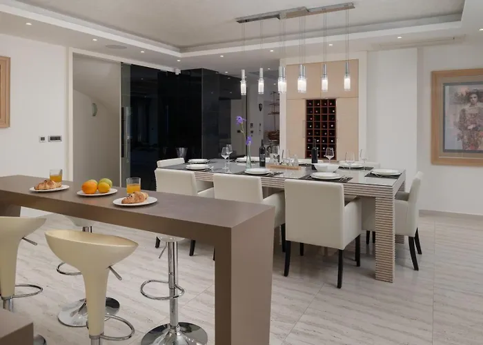 Вилла New! Adele Pool Sauna Jacuzzi Sea View Дубровник