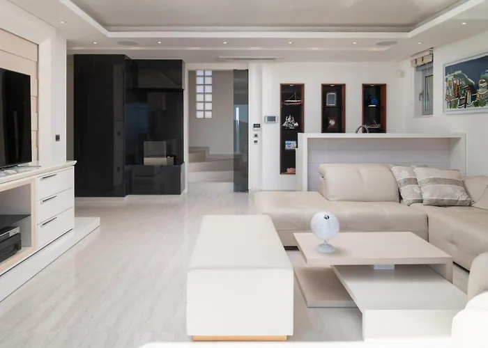 New! Adele Pool Sauna Jacuzzi Sea View *