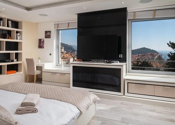 فيلة New! Adele Pool Sauna Jacuzzi Sea View