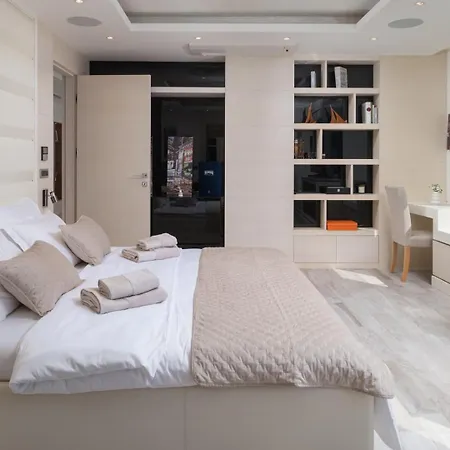Villa New! Adele Pool Sauna Jacuzzi Sea View