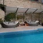 וילה New! Adele Pool Sauna Jacuzzi Sea View דוברובניק